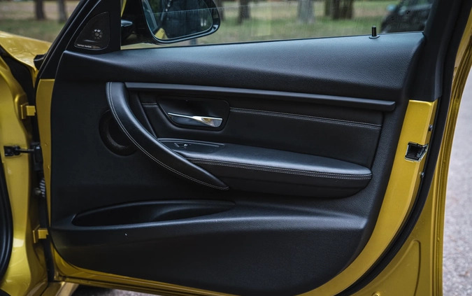 BMW M3 cena 189999 przebieg: 90000, rok produkcji 2015 z Warszawa małe 704